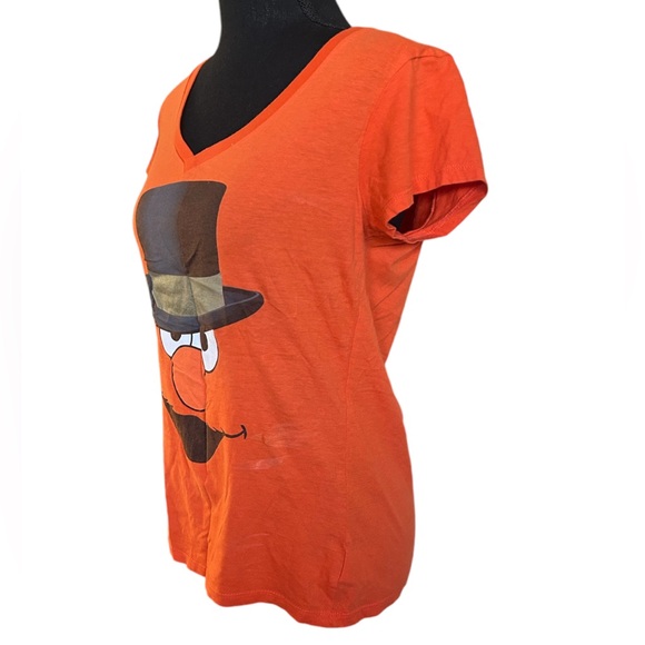 5/25$ ✨ orange Sesame Street Tee’s - Picture 4 of 6